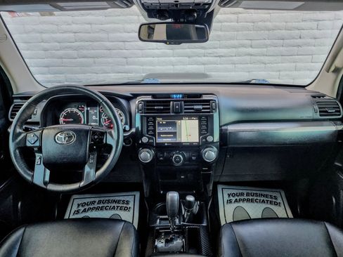 Used 2020 Toyota 4Runner Venture image 9