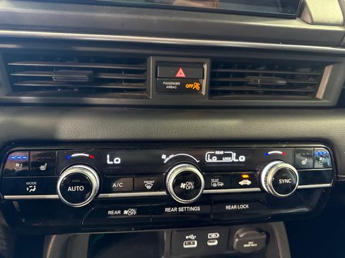 Used 2023 Honda Pilot Elite image 23