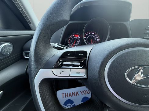 Used 2023 Hyundai Elantra SEL image 16