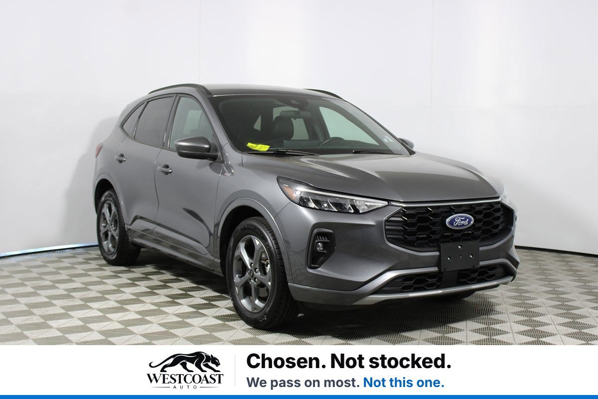 Used 2023 Ford Escape ST-Line Select w/ Tech Pack #1 AWD/4WD image 1