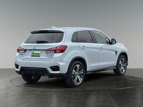 Used 2025 Mitsubishi Outlander Sport SE AWD/4WD image 9
