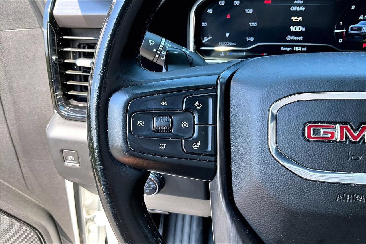 Used 2023 GMC Sierra 1500 AT4 w/ Technology Package AWD/4WD image 30