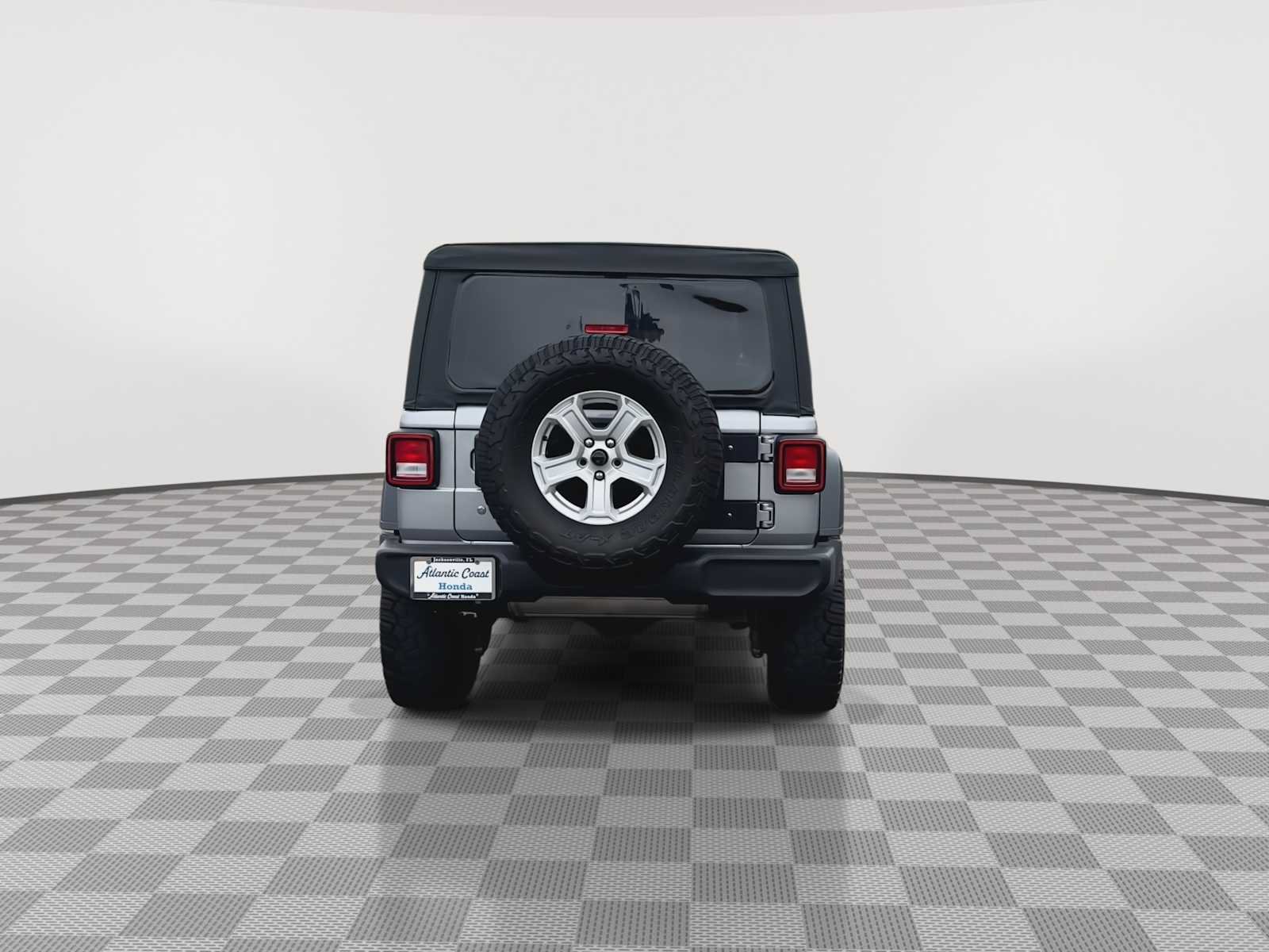 Used 2018 Jeep Wrangler Unlimited Sport S AWD/4WD image 7