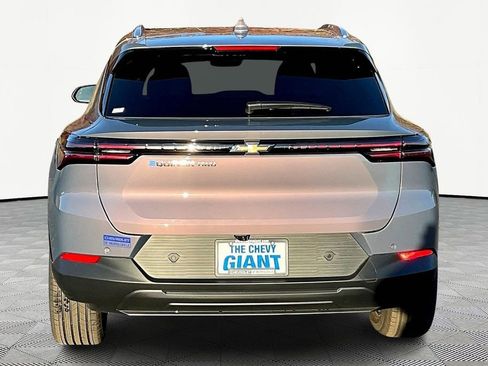 New 2026 Chevrolet Equinox EV LT w/ LPO, All-Weather Mat Package image 4