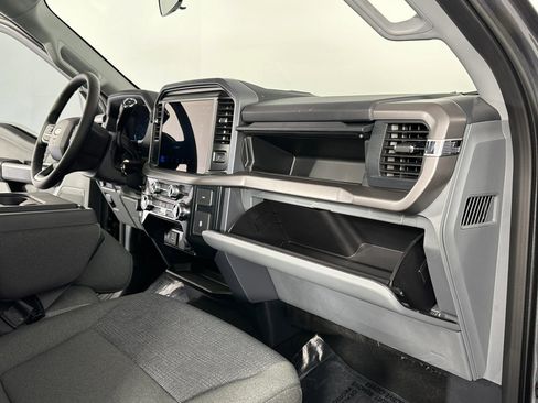 Used 2025 Ford F150 XLT w/ Equipment Group 301A Standard image 41