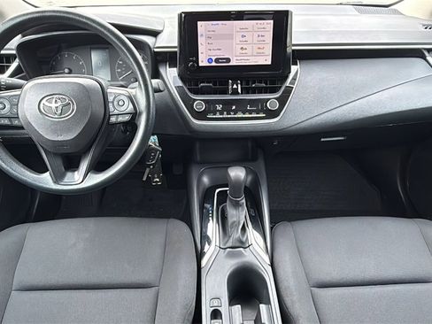 Used 2023 Toyota Corolla LE image 16