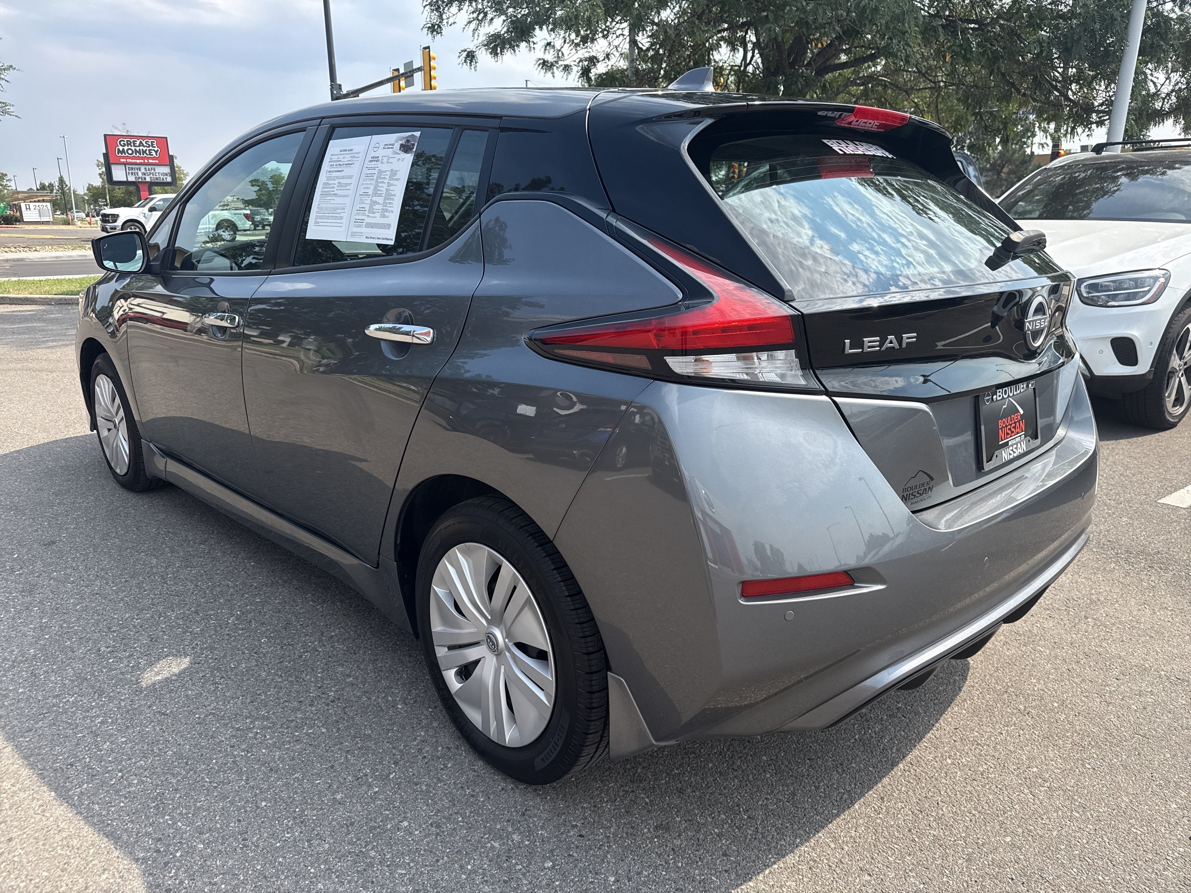 Certified 2025 Nissan Leaf S FWD image 7
