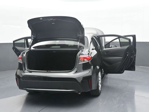 Used 2022 Toyota Corolla LE image 68