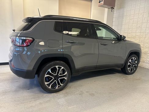 Used 2022 Jeep Compass Limited image 43