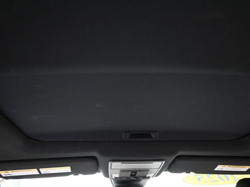 Used 2025 Honda CR-V Sport image 10