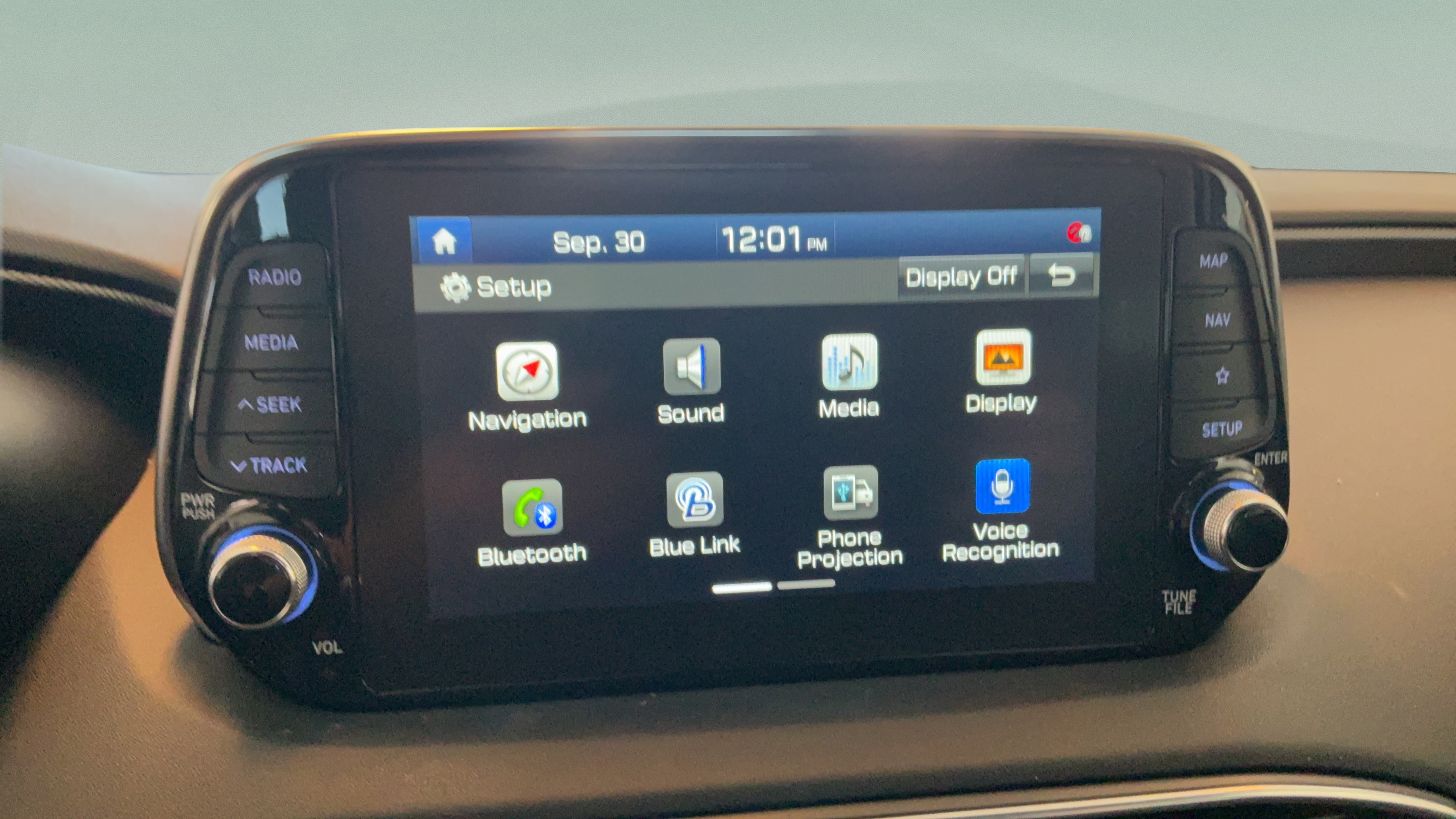 Used 2020 Hyundai Santa Fe Limited AWD/4WD image 19