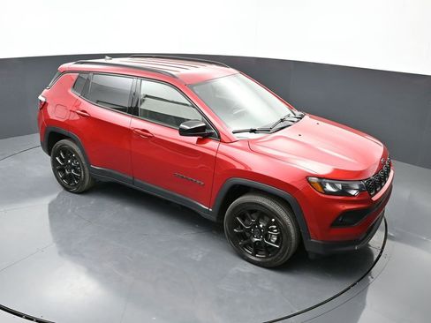 New 2026 Jeep Compass Latitude image 33
