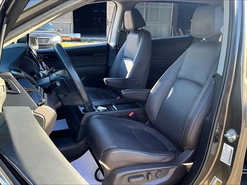 Used 2023 Honda Odyssey Touring image 23