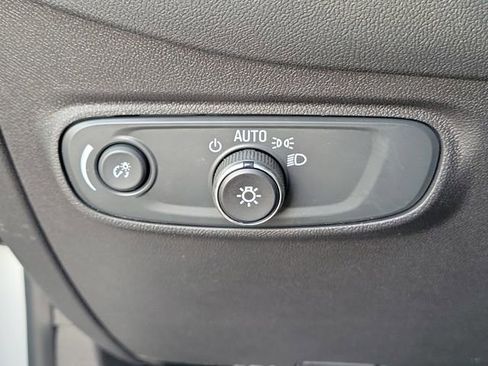 Certified 2024 Chevrolet Equinox LT image 24