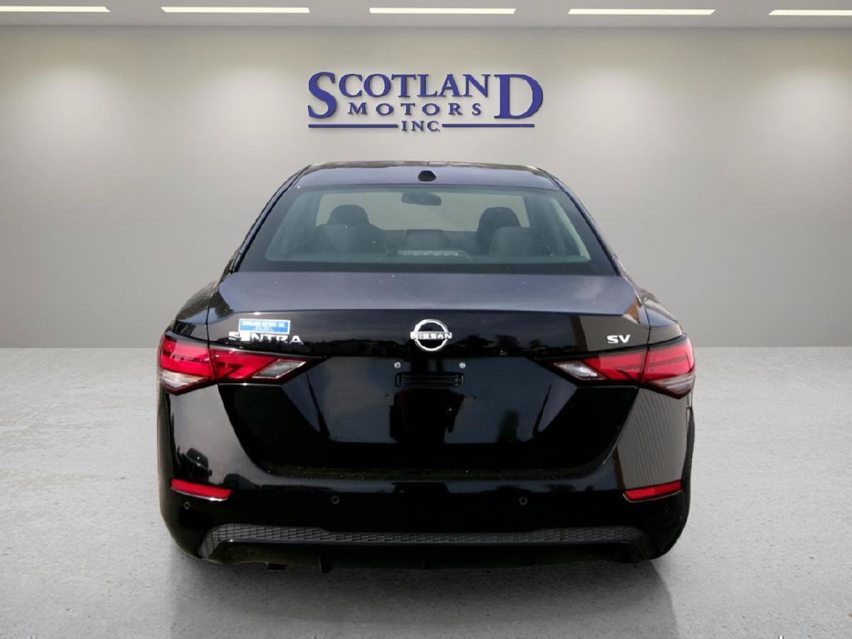 Used 2024 Nissan Sentra SV FWD image 7