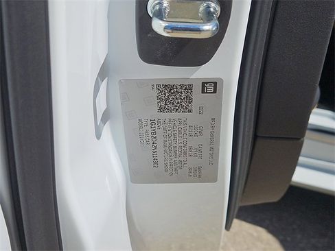 Used 2022 Chevrolet Corvette Stingray Preferred Cpe w/ Engine Appearance Package image 27