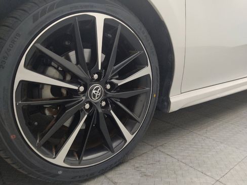 Used 2018 Toyota Camry XSE w/ Audio Package FWD image 31