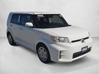 Used 2012 Scion xB video 3