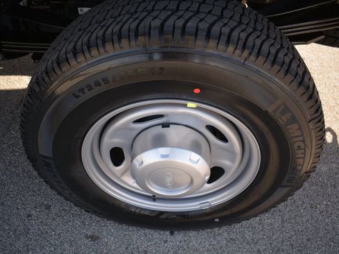 New 2025 Ford F250 XL image 17