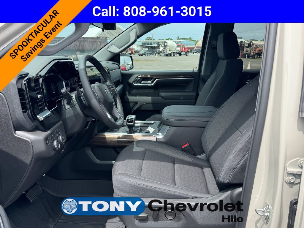 New 2026 Chevrolet Silverado 1500 RST w/ LPO, Dark Essentials Package AWD/4WD image 13