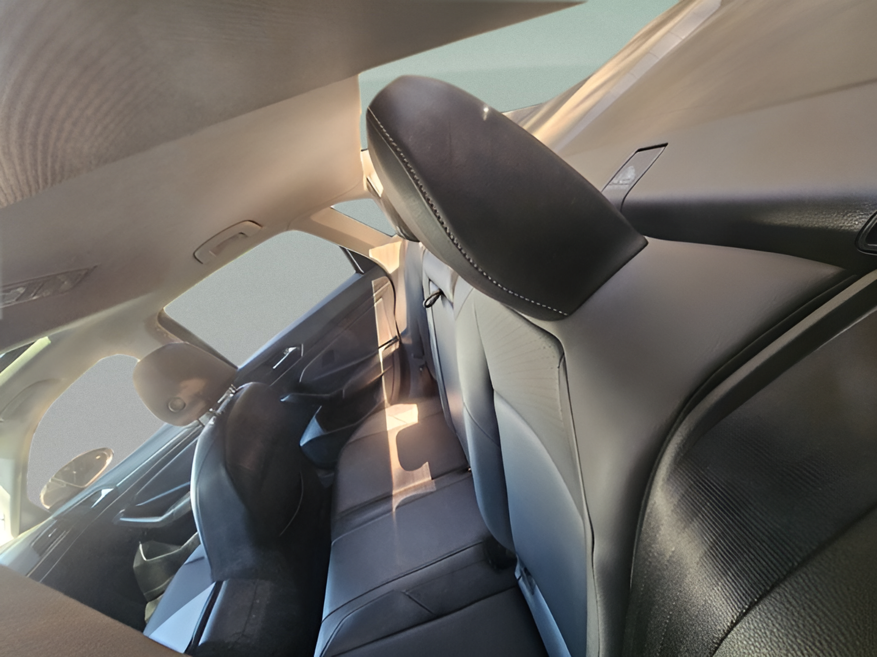 Used 2020 Volkswagen Jetta SEL FWD image 5