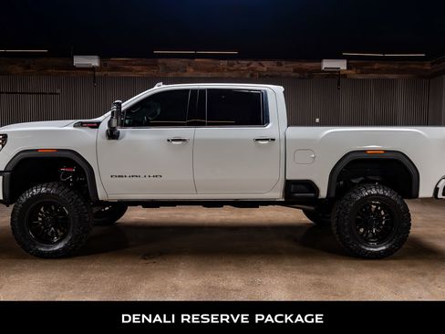Used 2025 GMC Sierra 2500 Denali w/ Denali Reserve Package image 6