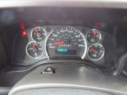 Used 2022 GMC Savana 3500 Extended w/ Power Convenience Package RWD image 31