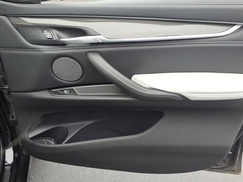 Used 2019 BMW X6 M image 11