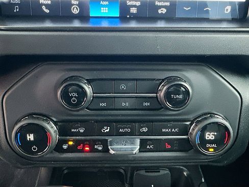 Used 2025 Ford Bronco Outer Banks AWD/4WD image 16