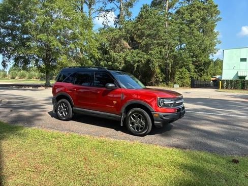 Used 2022 Ford Bronco Sport Badlands w/ Premium Package AWD/4WD image 2