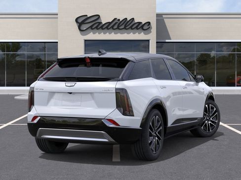 New 2026 Cadillac Optiq Sport 2 w/ LPO, Floor Liner Package AWD/4WD image 4