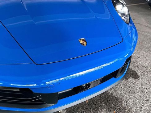 Used 2025 Porsche 911 Carrera RWD image 29