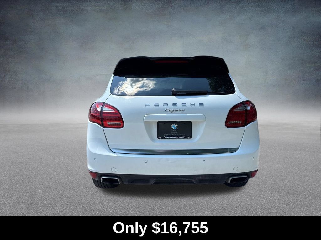 Used 2013 Porsche Cayenne Diesel AWD/4WD image 4