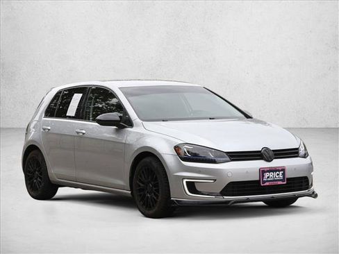 Used 2015 Volkswagen e-Golf SEL Premium FWD image 3