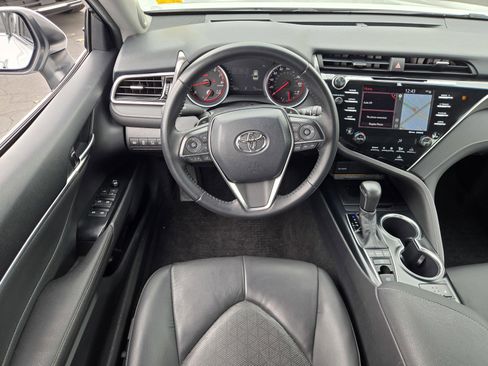 Used 2018 Toyota Camry XSE w/ Driver Assist Package FWD image 14