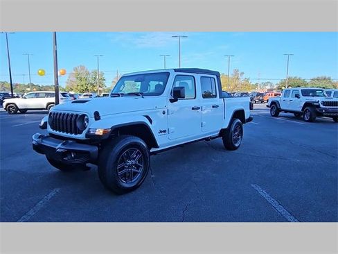 New 2026 Jeep Gladiator Sport image 21