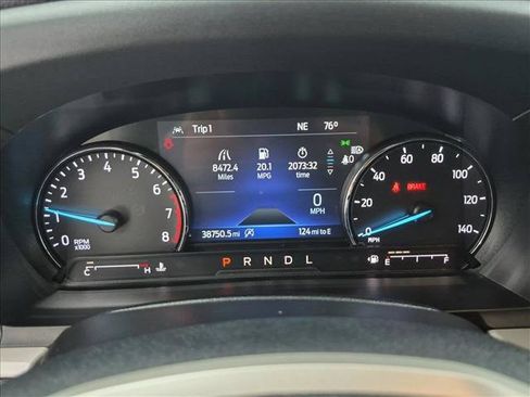 Used 2023 Ford Explorer XLT RWD image 11