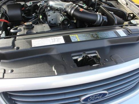 Used 2004 Ford F150 Lightning image 26