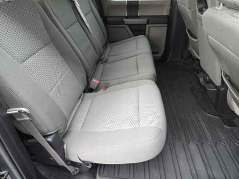 Used 2019 Ford F150 XLT w/ Equipment Group 301A Mid image 11