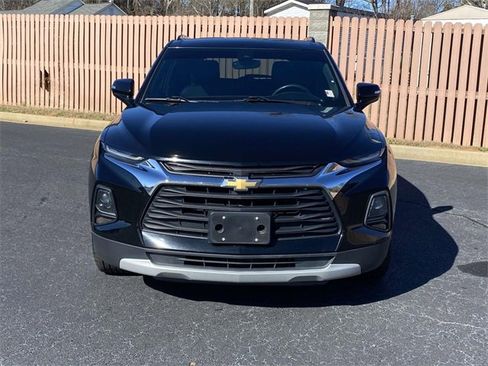 Used 2021 Chevrolet Blazer LT image 2