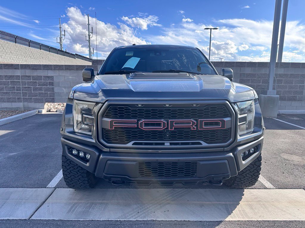 Used 2018 Ford F150 Raptor w/ Equipment Group 802A Luxury AWD/4WD image 2