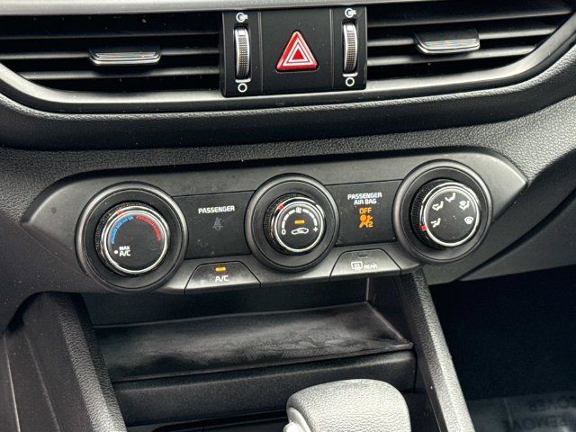 Used 2023 Kia Forte LXS w/ LXS Technology Package FWD image 21