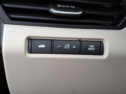 Certified 2023 Nissan Altima 2.5 SV image 13