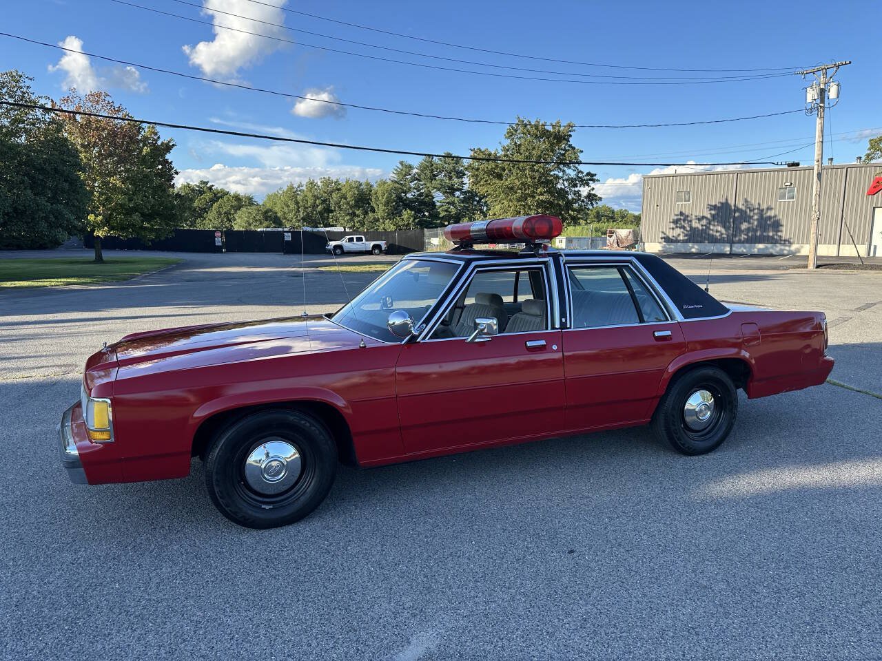 Used 1990 Ford LTD Crown Victoria RWD image 24