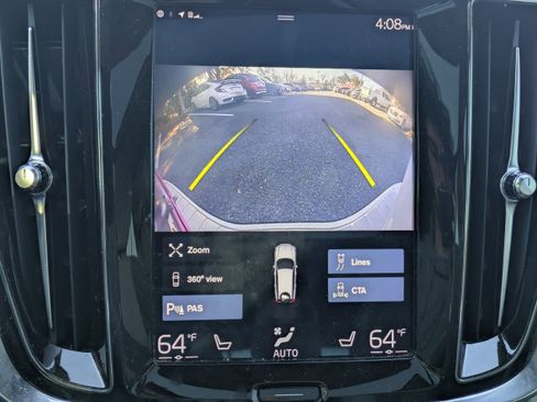 Used 2020 Volvo V60 T5 Momentum w/ Protection Package Premier image 21