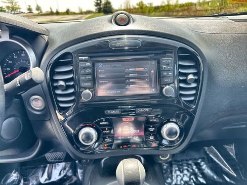 Used 2016 Nissan Juke SL AWD/4WD image 14