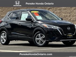 Used 2023 Nissan Kicks S video 1