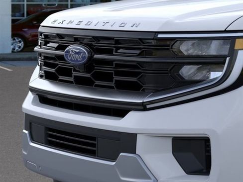 New 2026 Ford Expedition Max Platinum AWD/4WD image 17