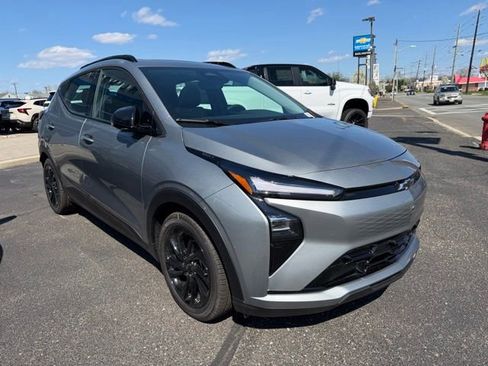 New 2027 Chevrolet Bolt RS w/ Technology Package FWD image 1
