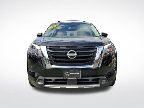 Used 2025 Nissan Pathfinder Platinum AWD/4WD image 33